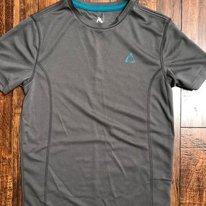 Men's XS/TP short sleeve athletic shirt.